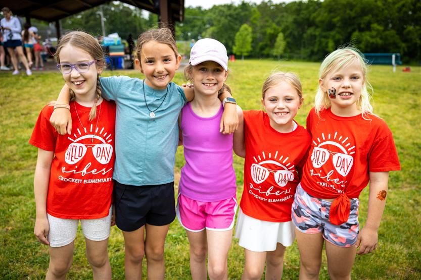 Elementary students enjoy field day